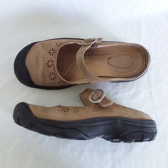 backless mary jane shoes